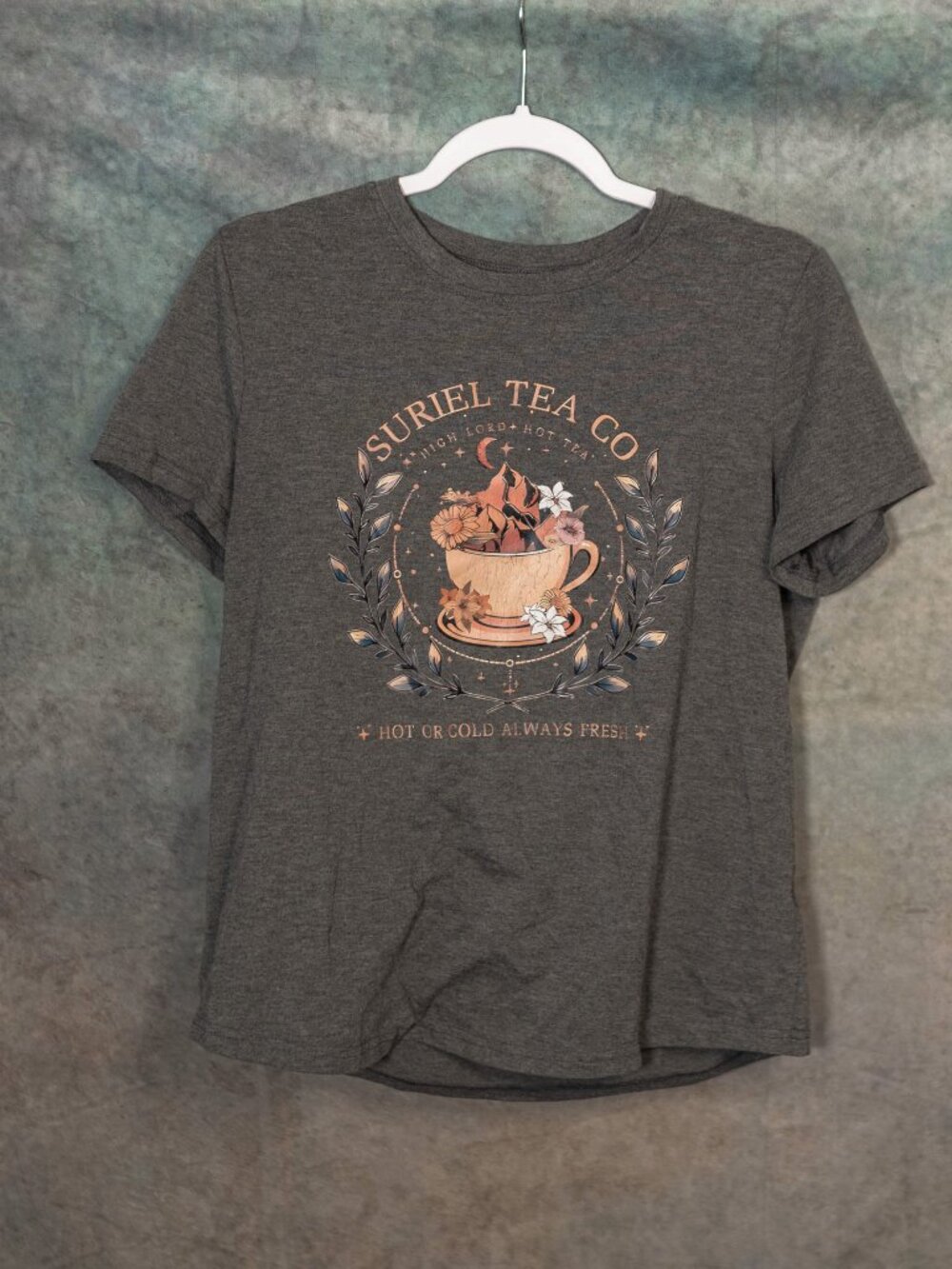 SHEIN ACOTAR Gray Suriel Tea Co. Graphic T Shirt - Large